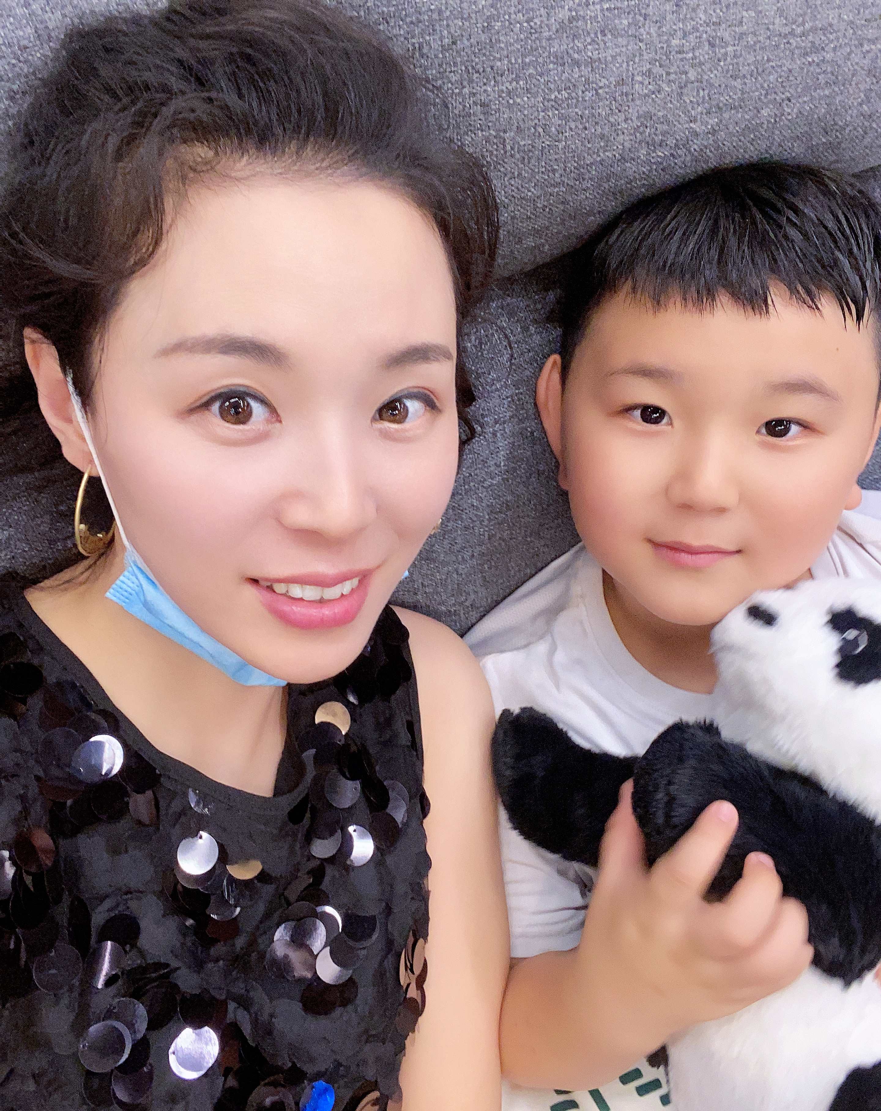 美女辣妈拔火罐烧伤如戴紧箍咒,美妈凌晨拔火罐烧伤