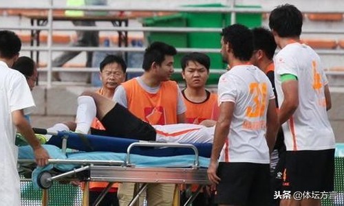 曾是希望之星，中国足坛“大满贯”第一人，重伤前恒大队友惹争议