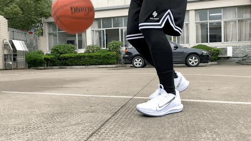 耐克冷门的airzoom篮球鞋,耐克网球鞋zoomzero