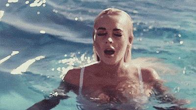 云川：全球最贵5款矿泉水，喝一口，半辆跑车钱没了