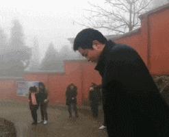 搞笑gif趣图妹子你的内心太强大了,搞笑gif越来越搞不懂现在的女生了