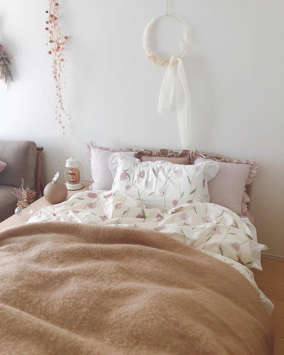 女生房间粉色系仙女味清新10平米,最简约最实用的女生房间