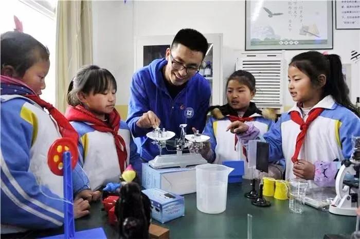 2022学雷锋志愿服务先进典型名单,西安启动学雷锋志愿服务示范活动