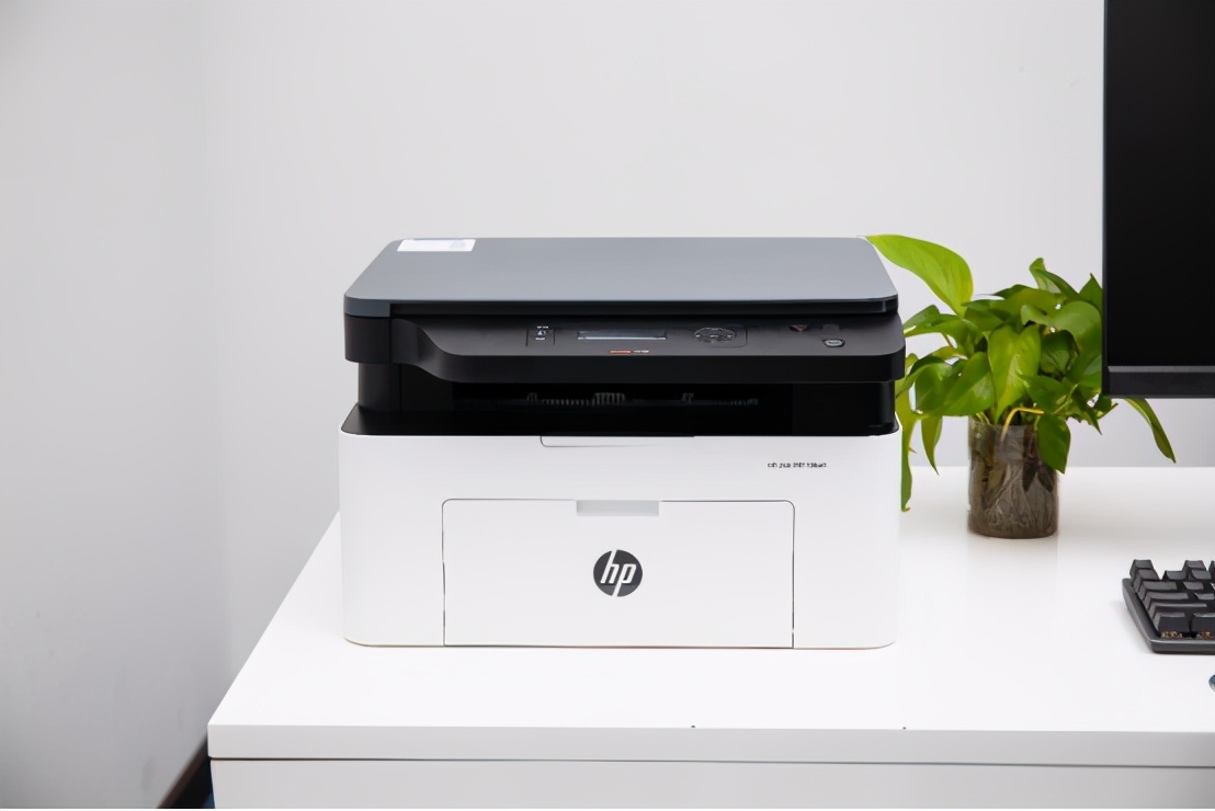 惠普lasermfp136wm打印机怎样使用,惠普136w激光打印机开箱教学