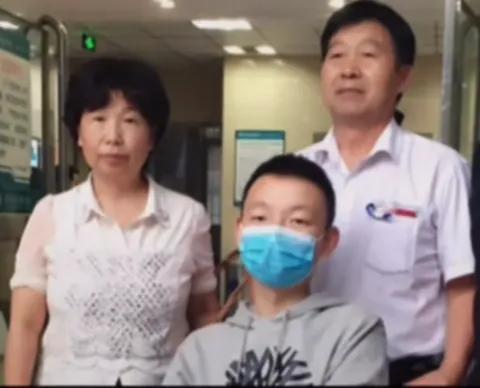 许敏和杜新枝对比,许敏和杜新枝两家谁条件更好