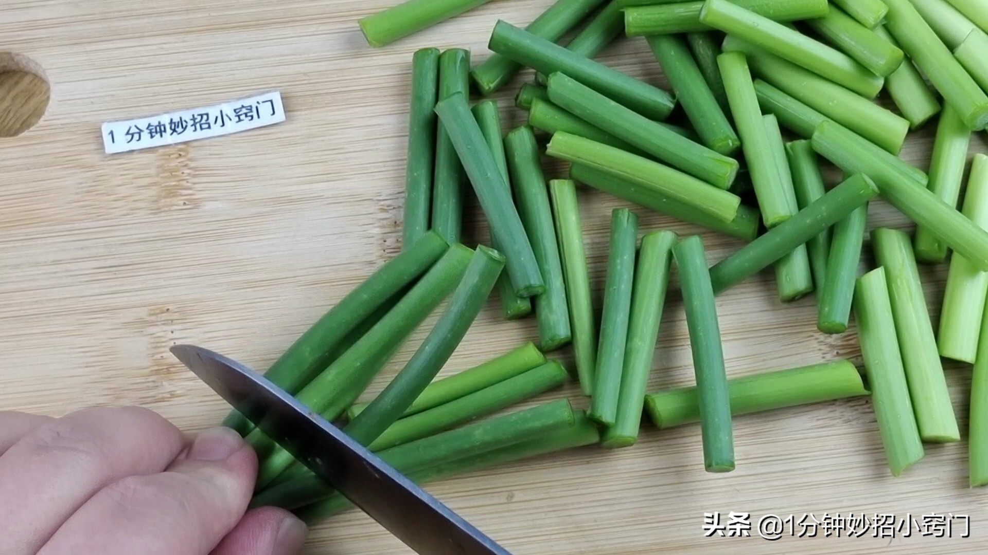 奶奶用了30年的腌蒜秘方,奶奶腌杭椒咸菜的做法大全