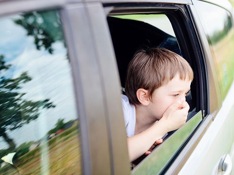 宝宝晕车怎么缓解小妙招,宝宝晕车怎么办4招帮你快速解决