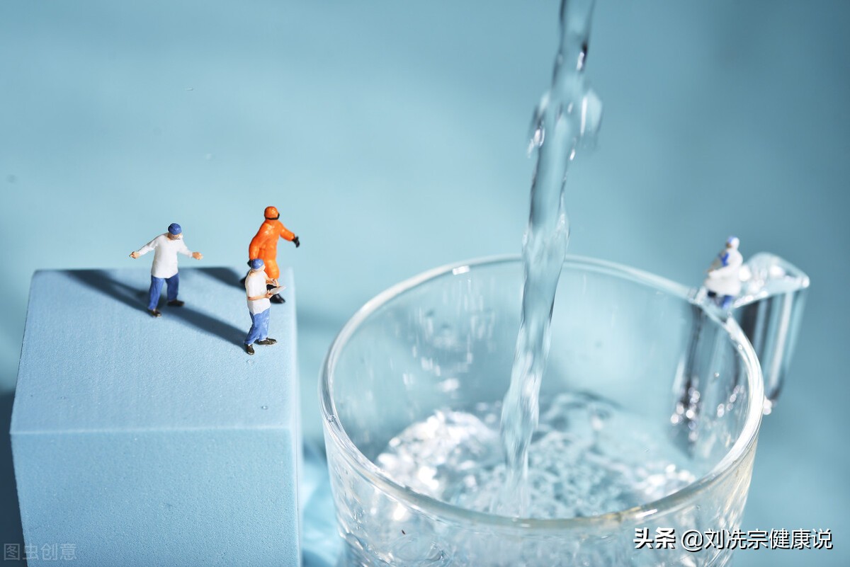 夏季流汗多怎么补充水,夏天出汗比较严重喝什么水比较好