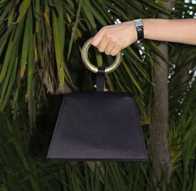 包包小众品牌大全排名,小众品牌包包推荐视频