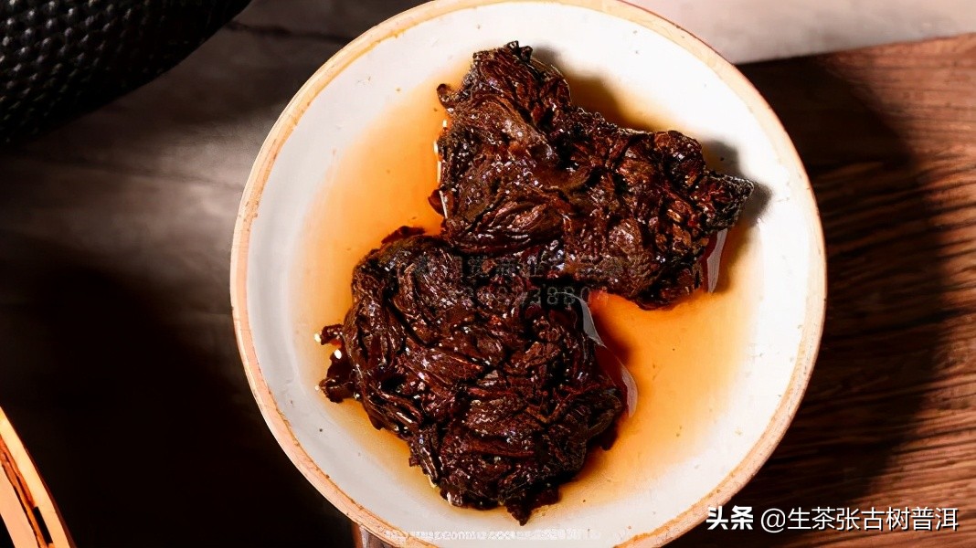 如何识别老茶头是否天然,怎样辨别一款老茶头熟茶