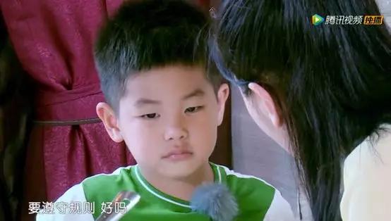 胡可生气完整版,胡可对待孩子