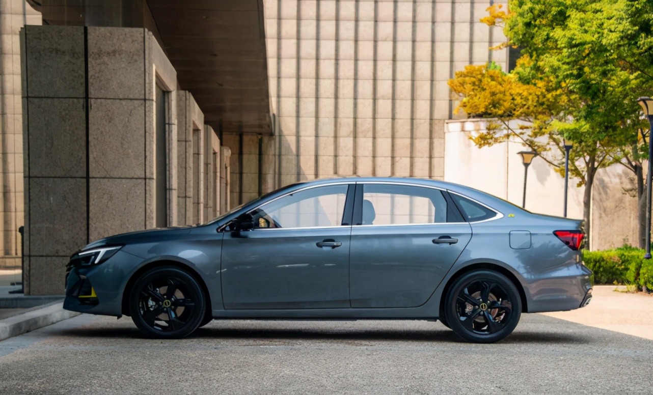 荣威i6max车哪款性价比最高,推荐爽酷智驾版荣威i6max购车指南