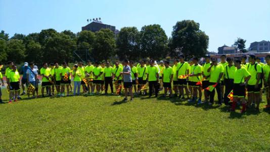 中国足球裁判历史性时刻,中国足球裁判总结