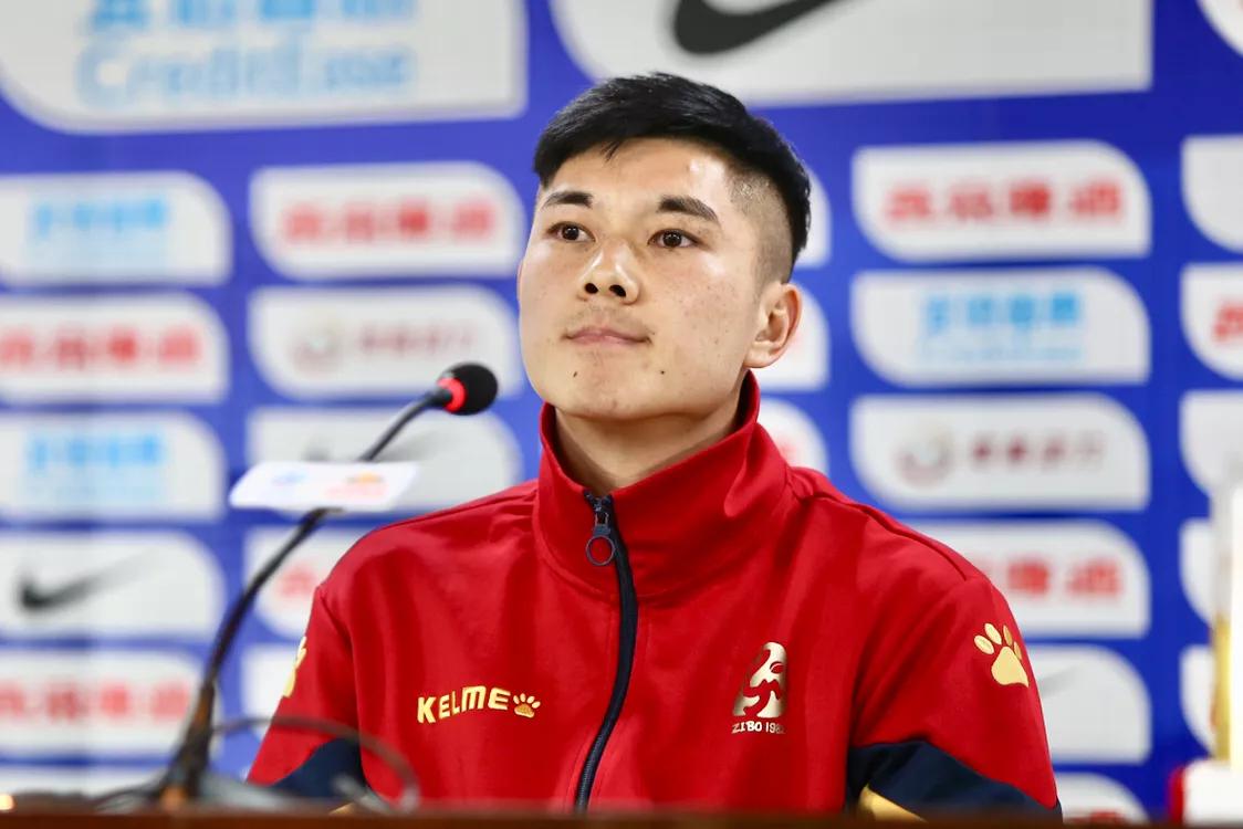 淄博蹴鞠队主教练侯志强,淄博蹴鞠足球队主教练侯志强