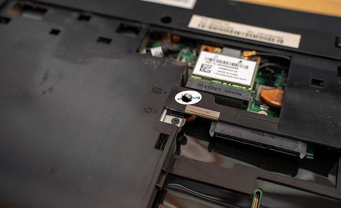 佰微ssd怎么用,佰微笔记本固态迁移