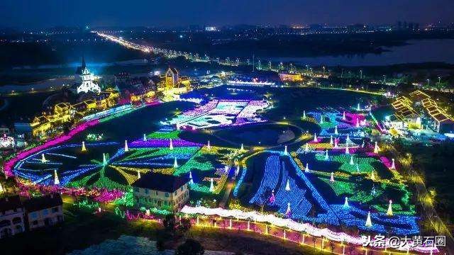 黄石亚洲第一天坑,黄石有哪些风景好的山