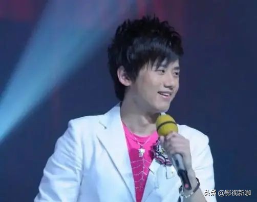 谢娜晒宝贝女儿,谢娜晒双胞胎女儿日常