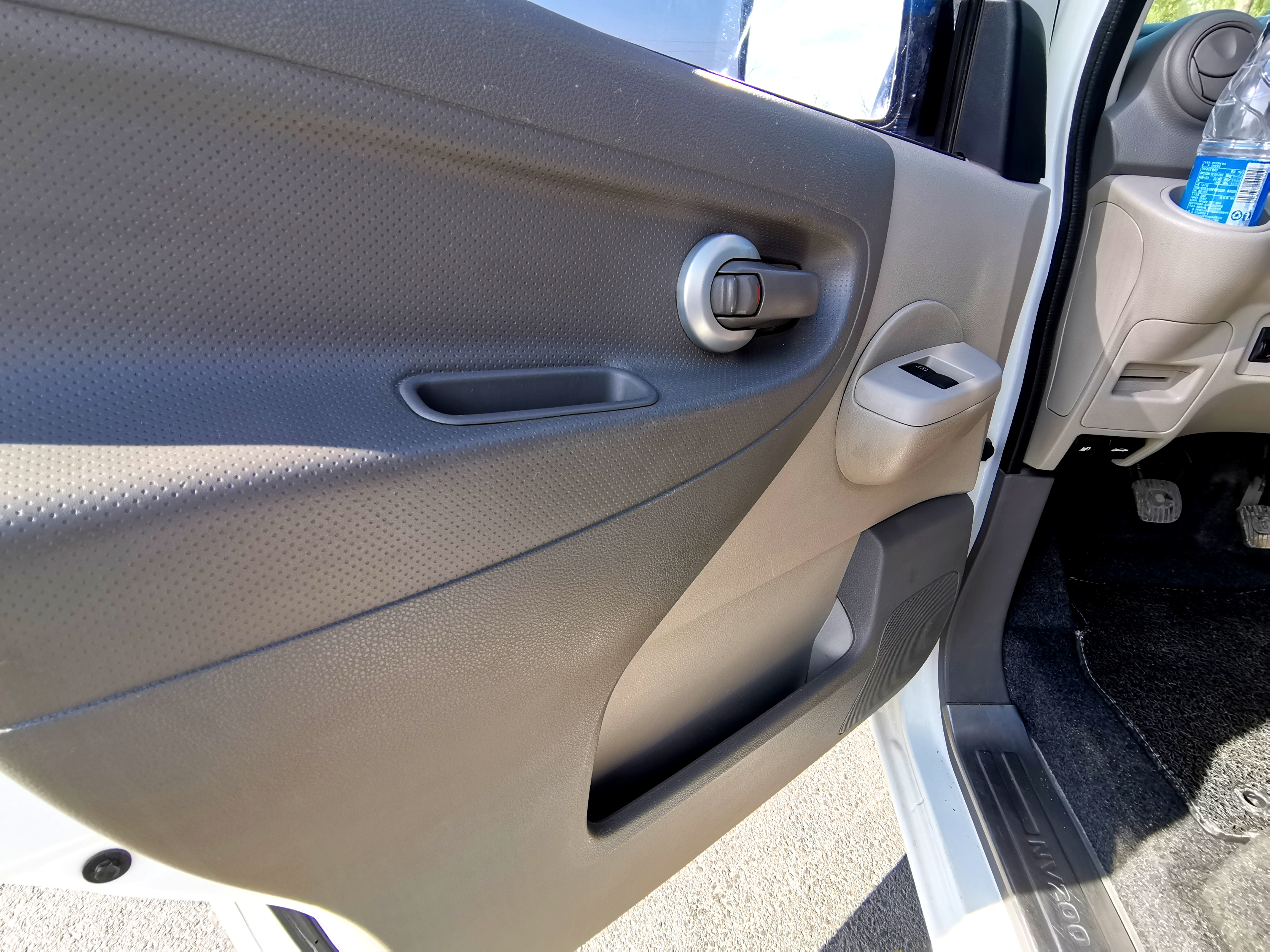 拉人载货两用车推荐,拉人拉货两用小车