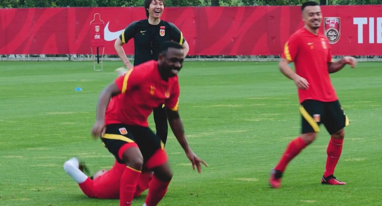 中国足球运动员张恩华,国足张恩华进球