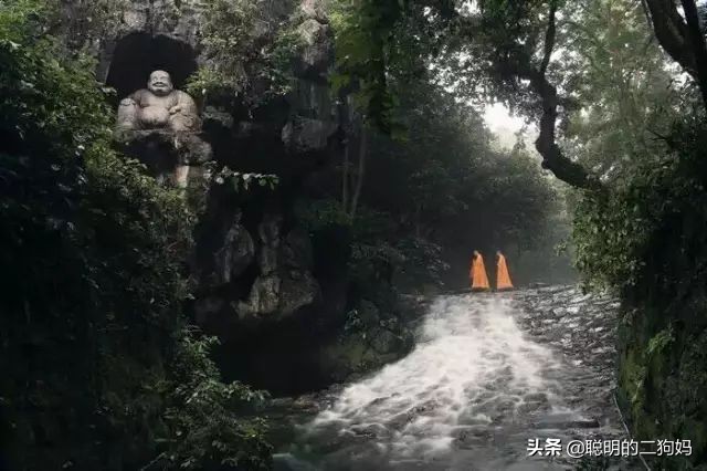 灵隐寺招人，10万网友求职上热搜！4点下班、条件只有一个...