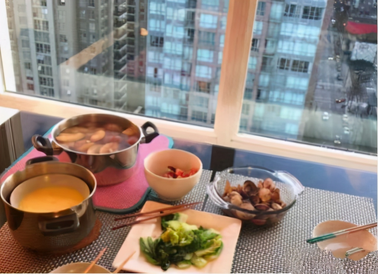 李丽珍历任男友大盘点,蜜桃女孩李丽珍男朋友