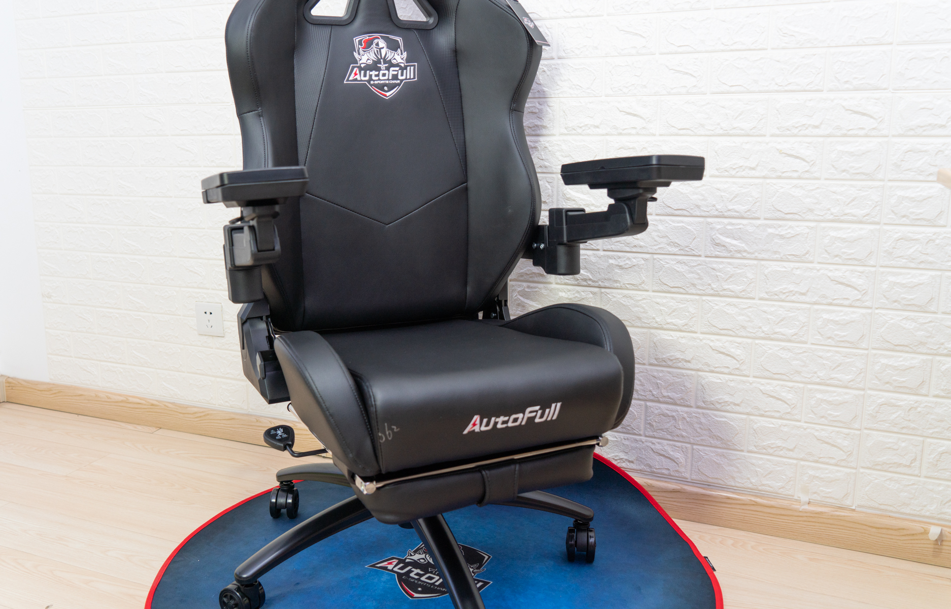 傲风机械臂电竞椅,电竞椅选择哪种好