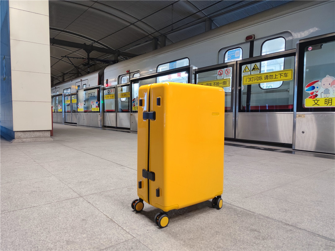 悠启eva磁吸旅行箱,悠启旅行箱