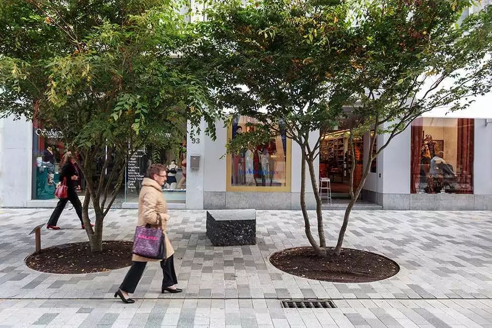 商业街区的景观设计要点和原则,复古怀旧商业街景观设计