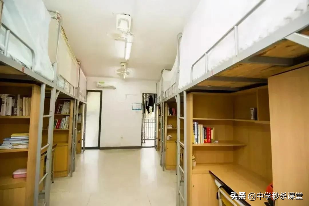 深圳近30所高中宿舍实景图曝光,深圳高中学校宿舍合集