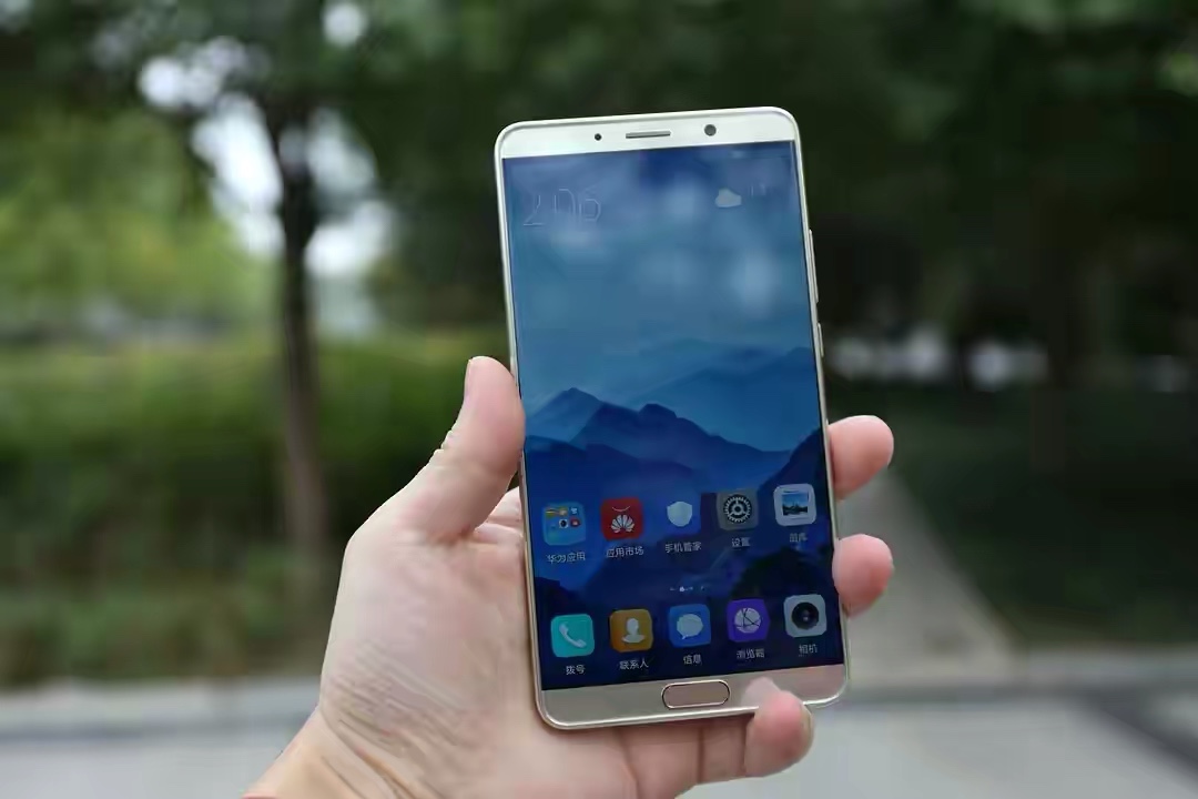 华为mate10现在还好用吗,为什么用了4年的mate10不卡