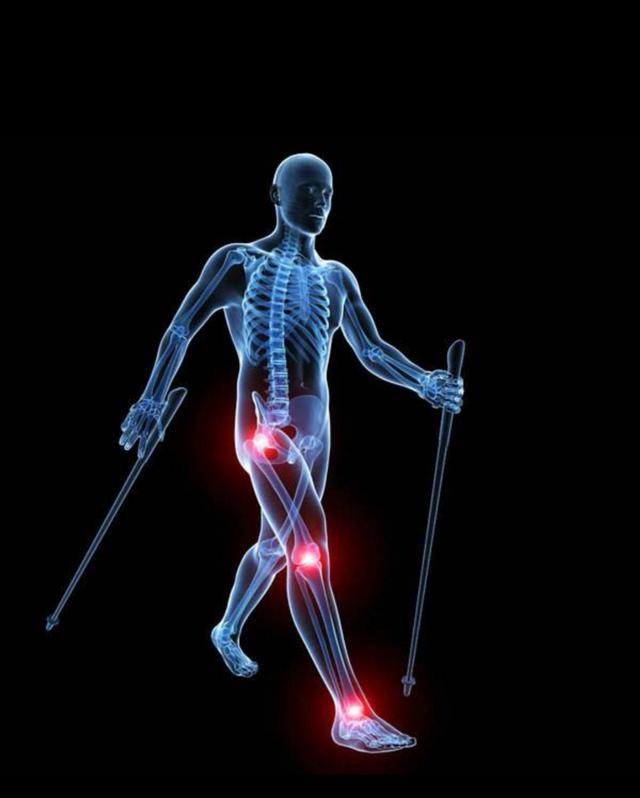 关节退变走路疼怎么治疗,关节退变一个疗程打几针