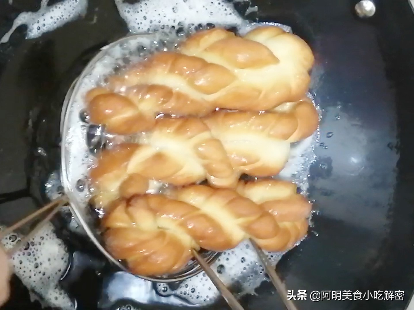 软麻花的做法和配方的全过程,软麻花做法和配方视频