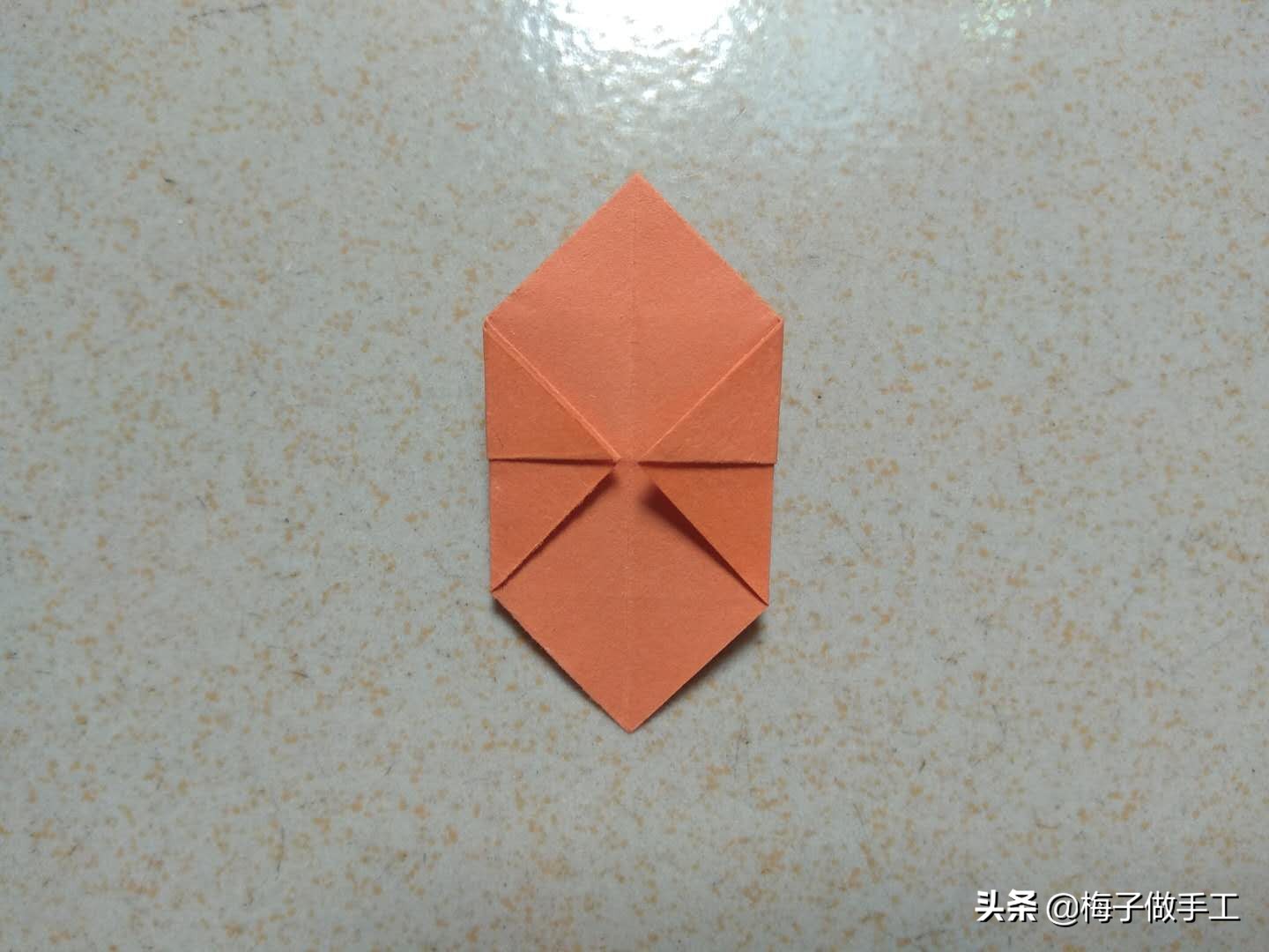 幼儿手工折纸帽子的简单折法,折纸折帽子的方法