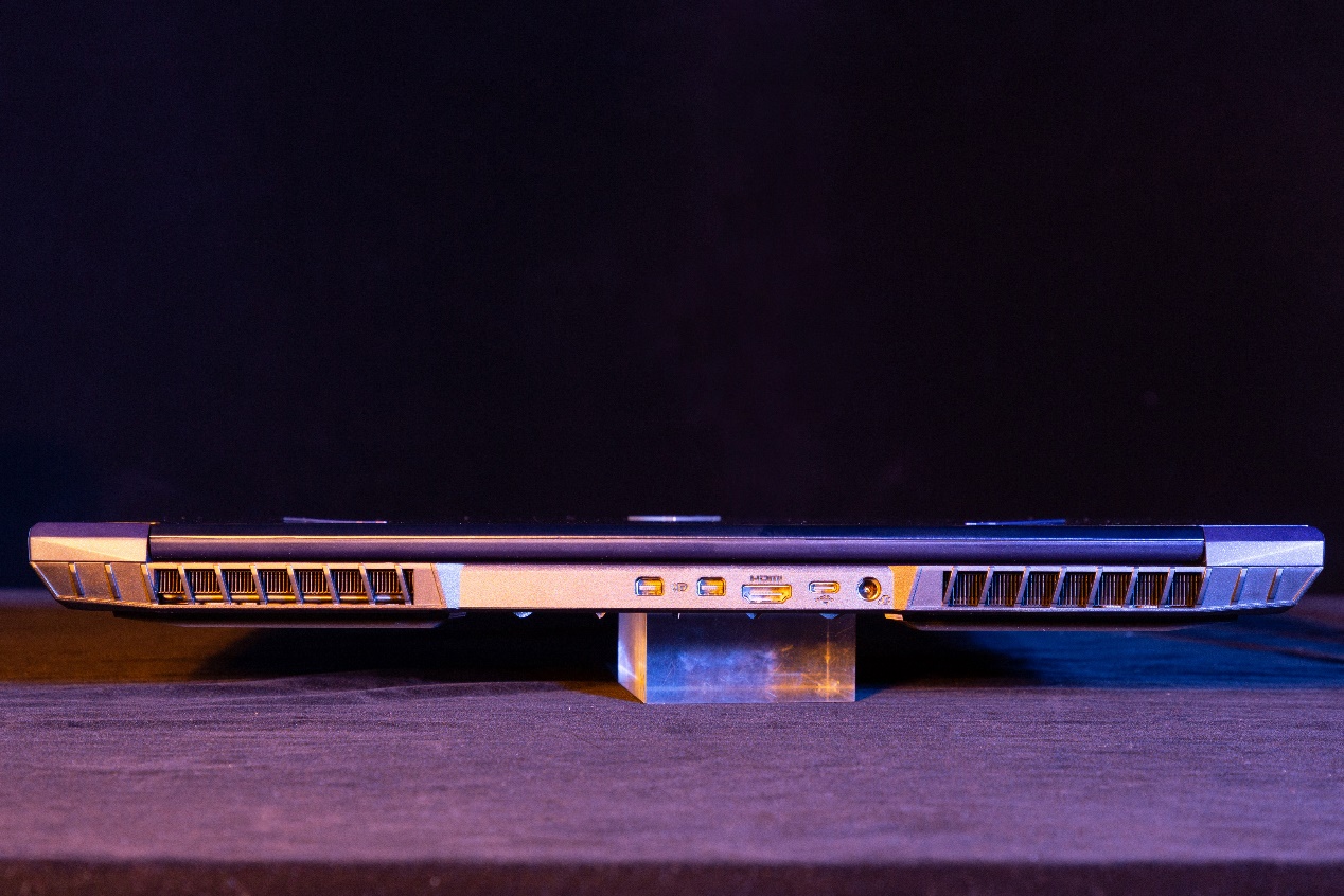 机械师游戏本f117v评测,机械师f117b游戏测评9代i7