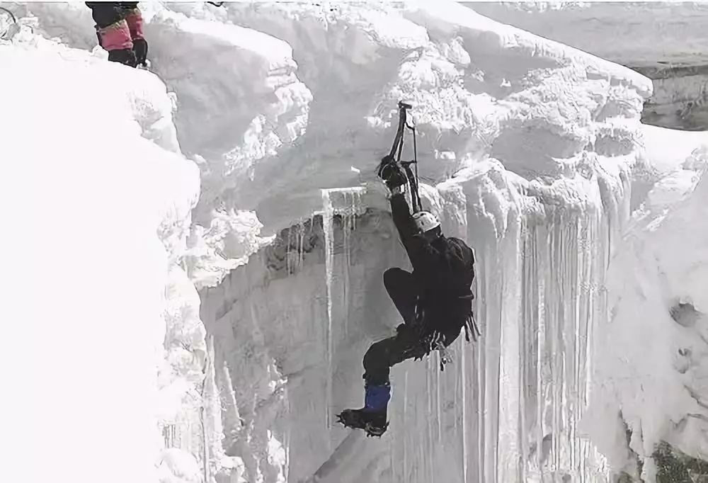 那些与登山八竿子都打不着的企业品牌，为何要为登山慷慨解囊？