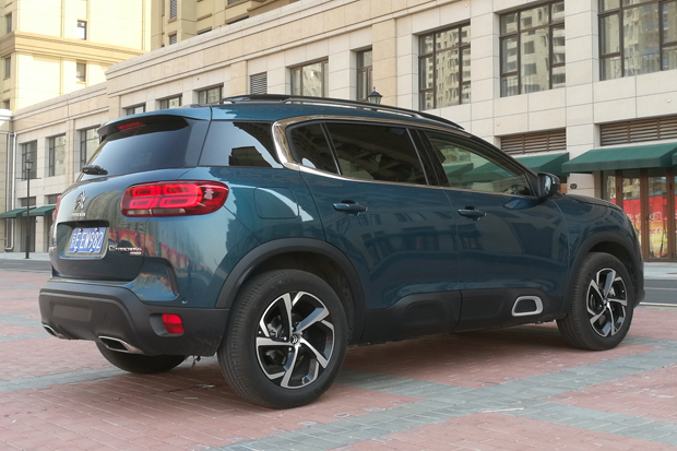 雪铁龙魔毯是哪一款车,雪铁龙魔毯悬挂的车