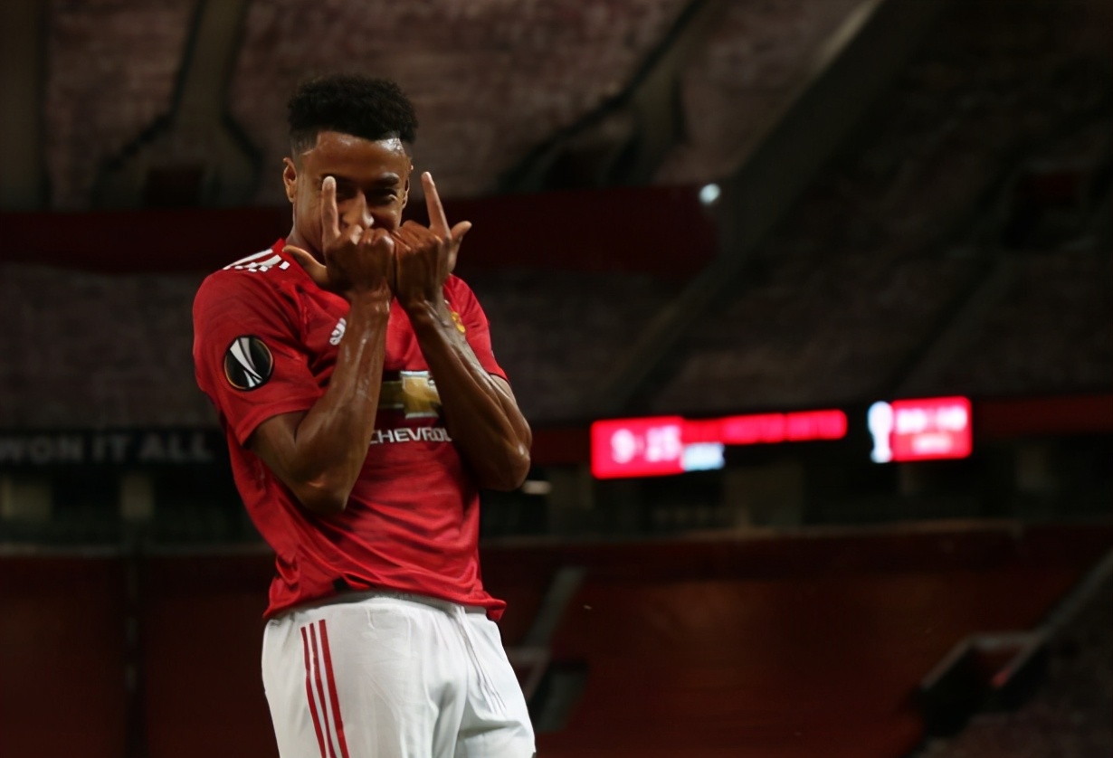 基恩炮轰巴西队,基恩被炮轰