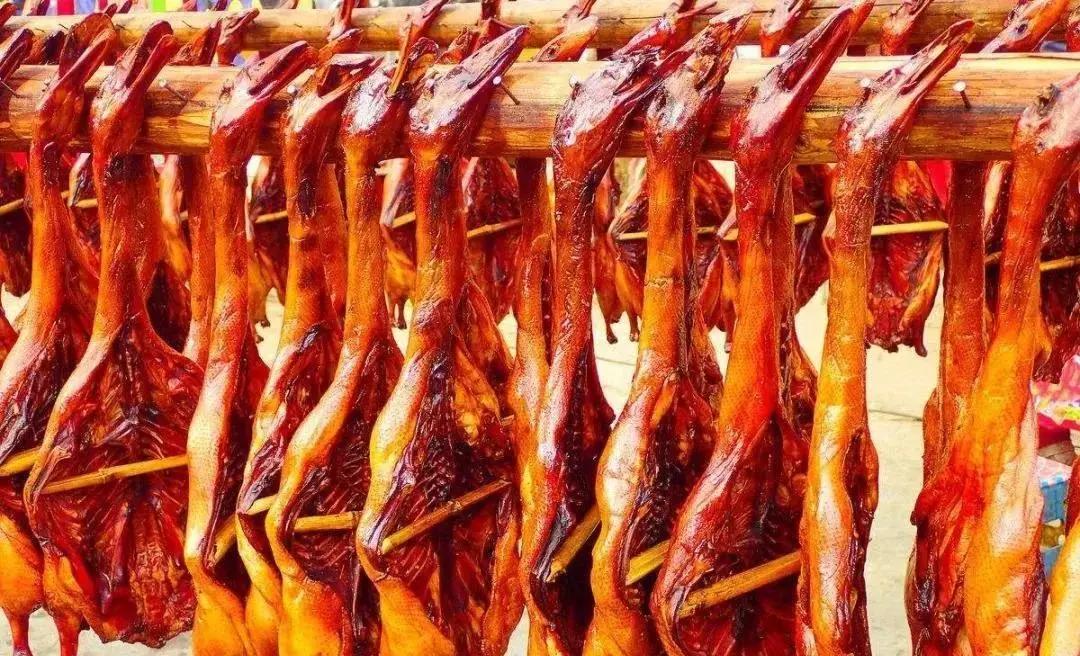 鸭子烧什么配菜好吃四川,四川鸭子的几种做法