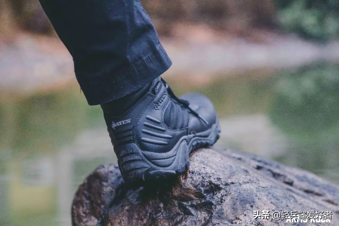 军靴适合下雨天穿吗,军靴穿得舒服吗