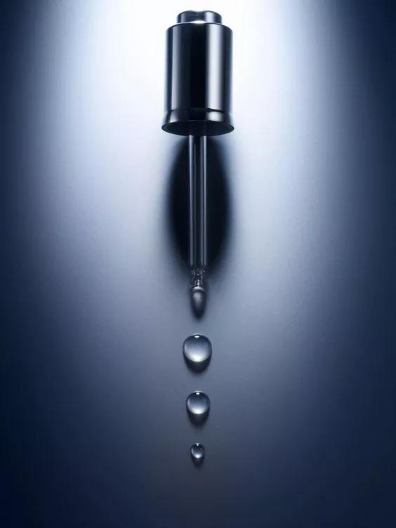 鼻头毛孔粗大如何改善缩小毛孔,毛孔粗大如何改善最有效的方法