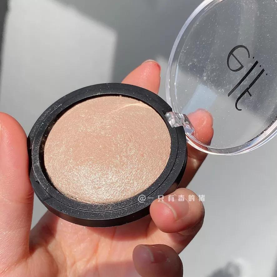 黄皮新手彩妆教程视频全集,适合黄皮的大牌彩妆推荐眼影