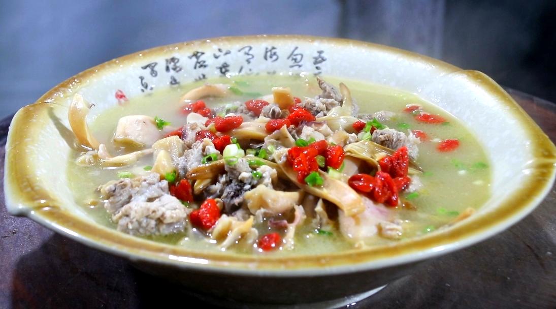 一岁宝宝辅食墨鱼排骨汤做法大全,墨鱼怎么做好吃最有营养