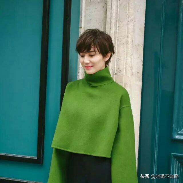 秋冬毛衣这样穿你就是最靓的仔,适合黄黑皮穿的秋冬毛衣