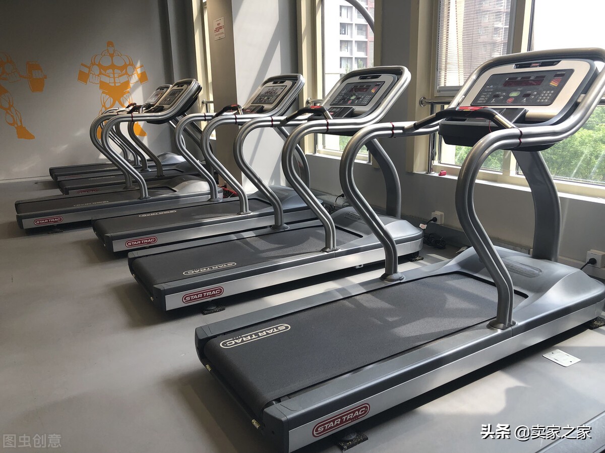 亚马逊平台适合卖哪些产品,亚马逊向线上模式转型