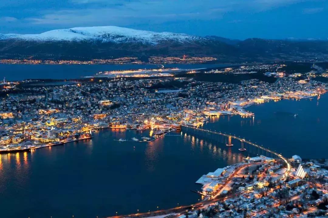 它连续N年被评为全球最宜居国度No.1，此生攒钱也要去！