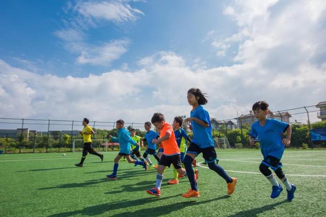 少儿足球体验课堂,少儿足球课程