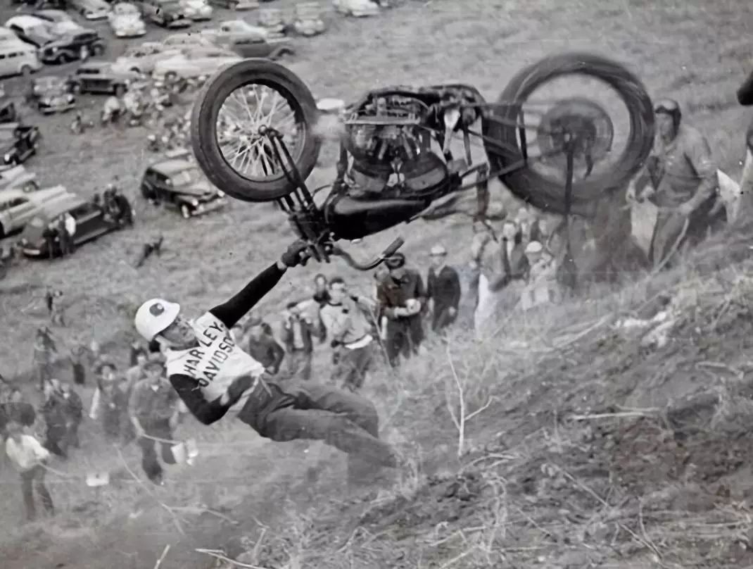 哈雷火爆全网,最近很火的哈雷摩托车视频