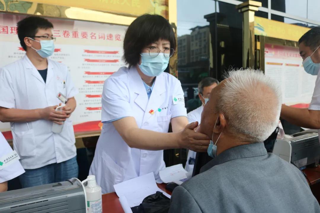 走进革命老区开展义诊活动标题,为庆祝建党100周年举行的义诊