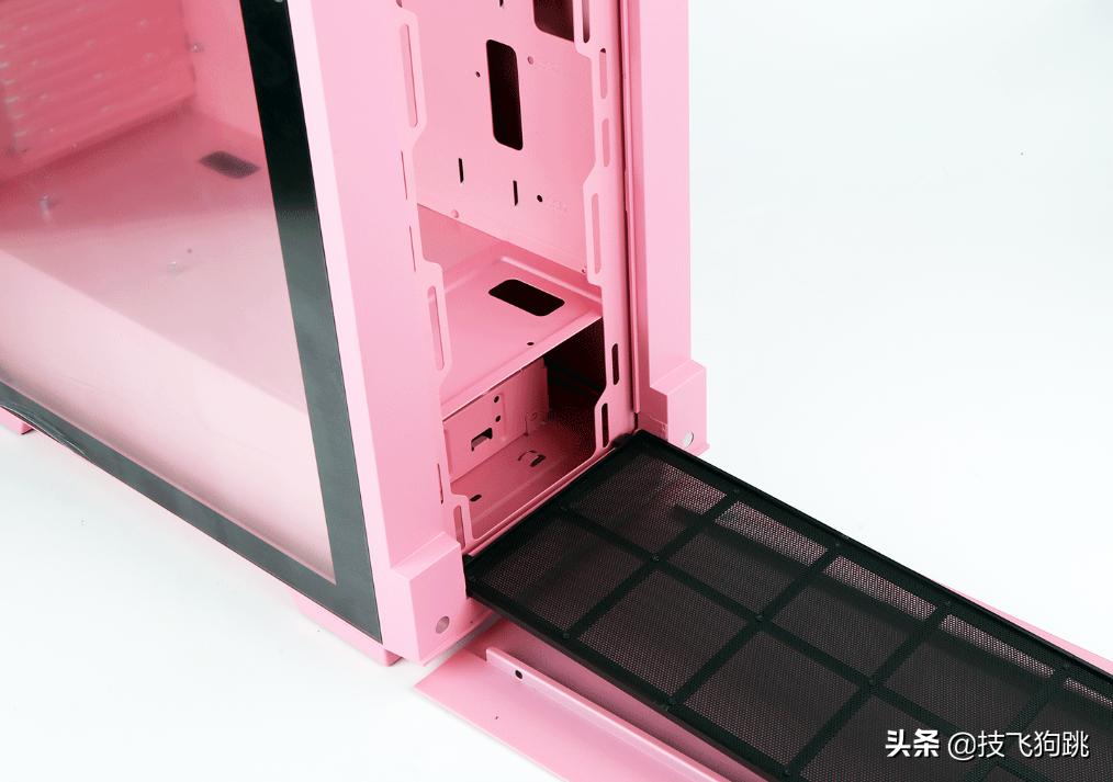 AMD入门顶配，技嘉A520M小雕主板配2060s显卡装机