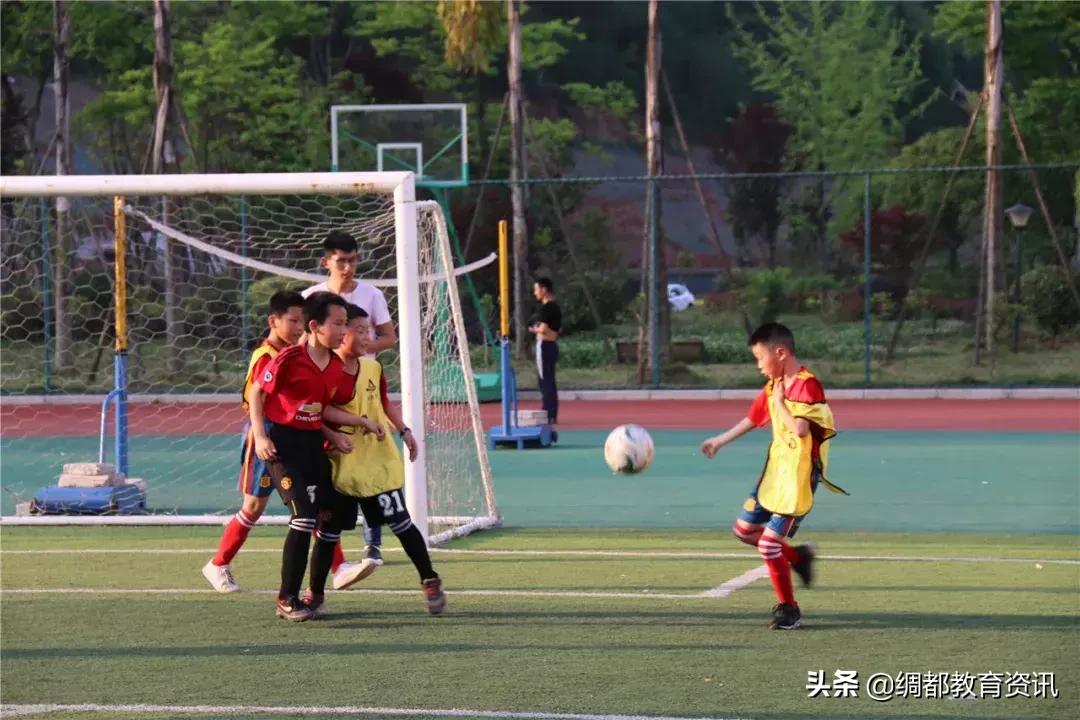 嘉陵区思源实验学校足球队,南充校园足球联赛直播